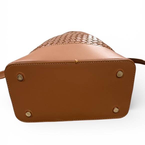 Valentina Fiore Woven Italian Leather Bucket Handbag - Picture 4 of 7